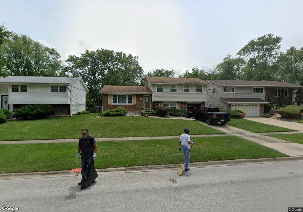 3517 Birchwood Dr, Hazel Crest, IL 60429 - photo 1