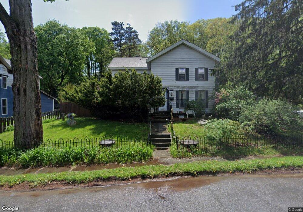 814 Church St, Hawley, PA 18428 - photo 1