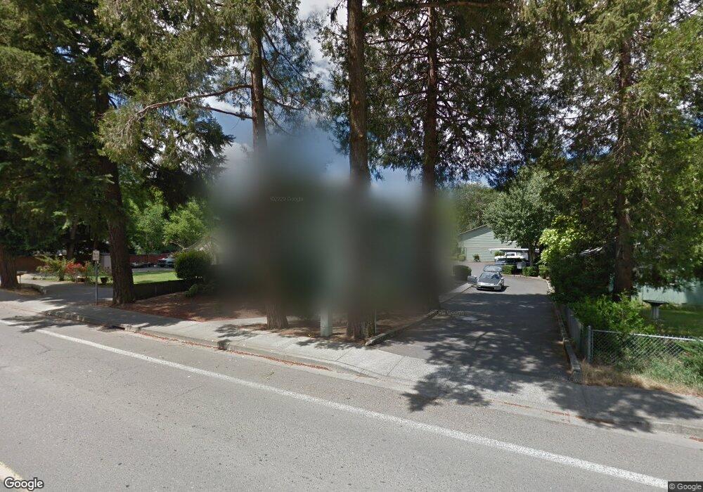 521 Pine St, Rogue River, OR 97537 - photo 1