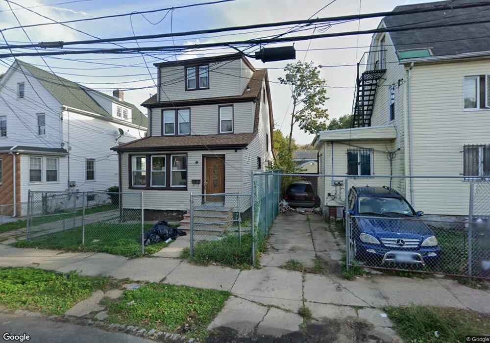 17140 109th Ave, Jamaica, NY 11433 - photo 1
