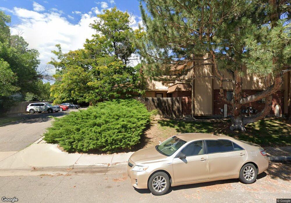 1359 S Chambers Cir unit A, Aurora, CO 80012 - photo 1