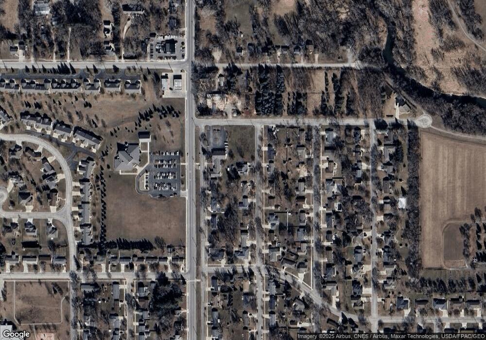 1804 11th St SW, Austin, MN 55912 - photo 1