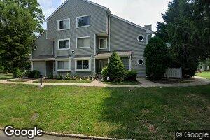 25 Sassafras Ln, Monmouth Junction, NJ 08852