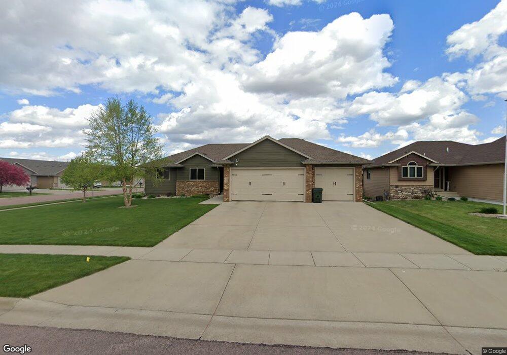 5200 S Bahnson Ave, Sioux Falls, SD 57108 - photo 1