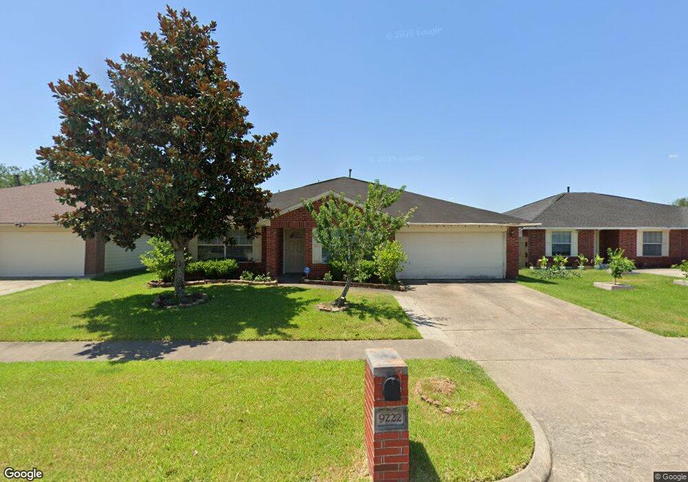9222 Dove Way, Houston, TX 77075 - photo 1