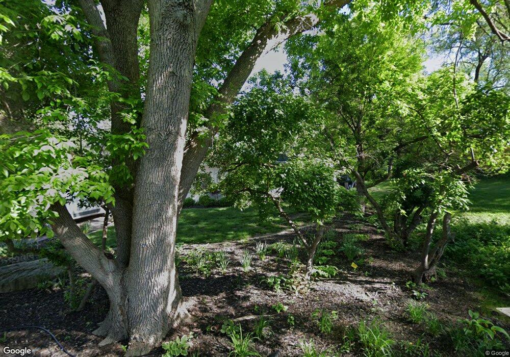 5907 Windsor Dr, Des Moines, IA 50312 - photo 1