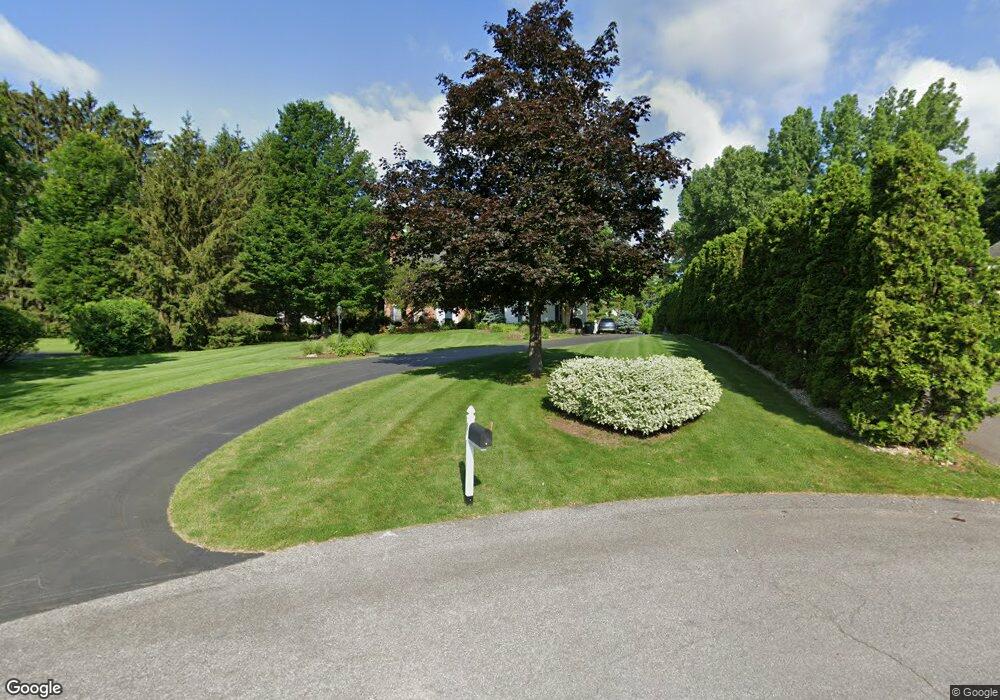 8 Turnberry Ln, Albany, NY 12211 - photo 1