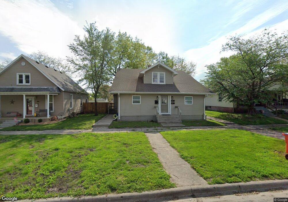 608 N 21st St unit 4, Mattoon, IL 61938 - photo 1