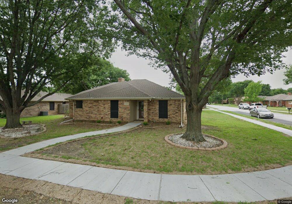 1200 Devonshire Ln, Wylie, TX 75098 - photo 1