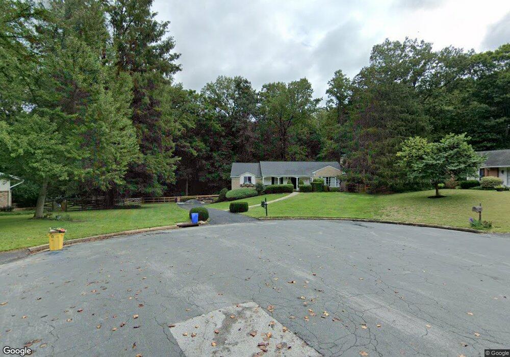 8 Midcrest Ct, Towson, MD 21286 - photo 1