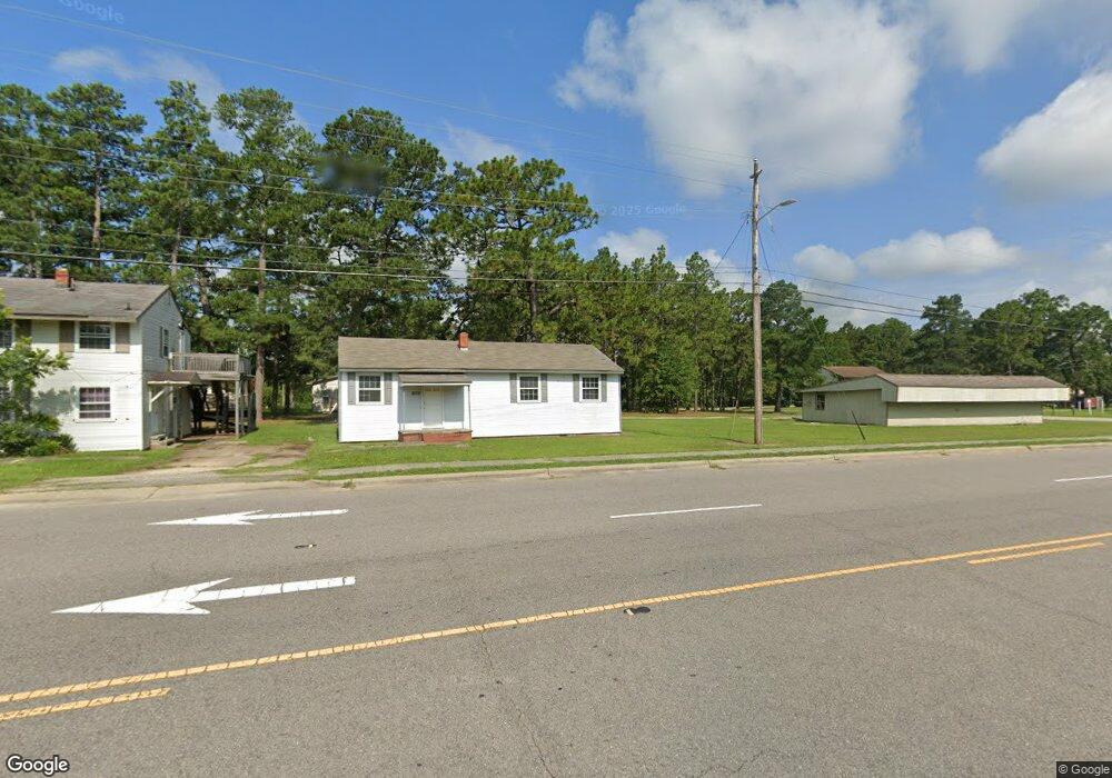 679 N Reilly Rd, Fayetteville, NC 28303 - photo 1