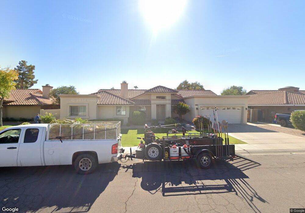 943 E Vinedo Ln, Tempe, AZ 85284 - photo 1