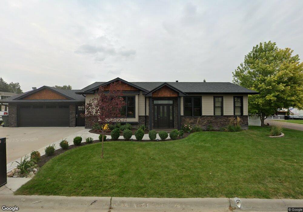 1039 17th Ave W, Havre, MT 59501 - photo 1