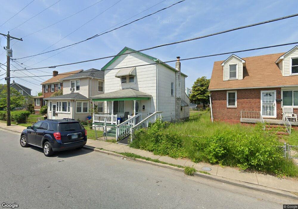 208 Sollers Point Rd, Dundalk, MD 21222 - photo 1