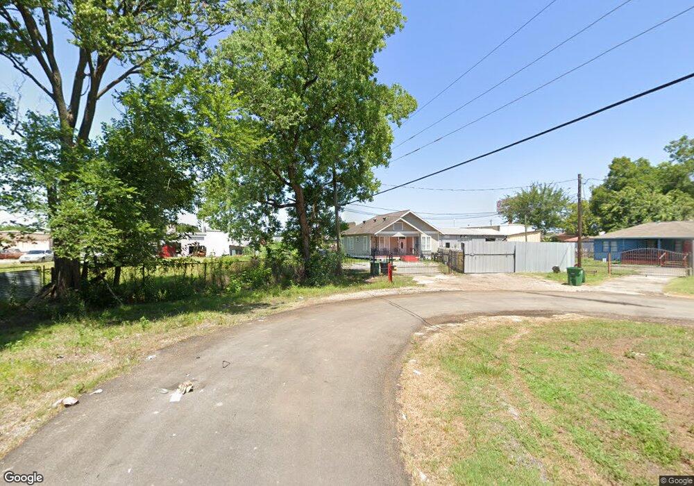 610 Raymac St, Houston, TX 77037 - photo 1