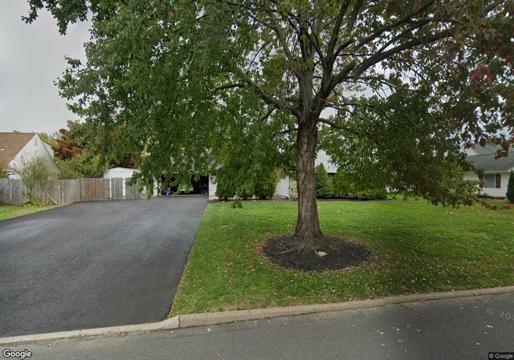 55 Spinythorn Rd, Levittown, PA 19056 - photo 1