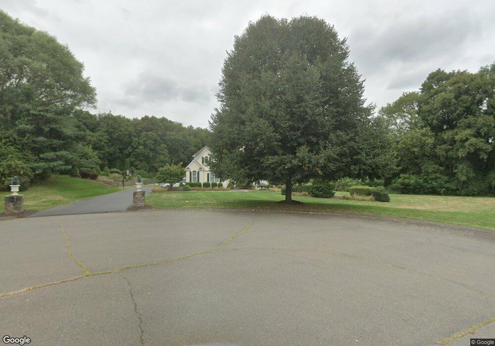 135 Devonshire Way, Berlin, CT 06037 - photo 1