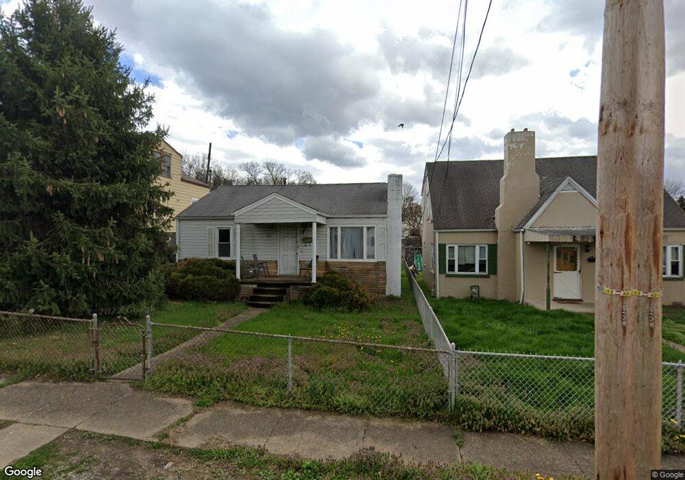 564 20th St, Dunbar, WV 25064 - photo 1