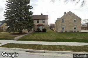 862 S 77th St, Milwaukee, WI 53214