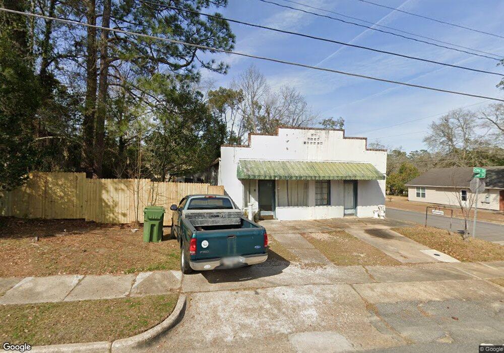 627 E Clay St, Thomasville, GA 31792 - photo 1