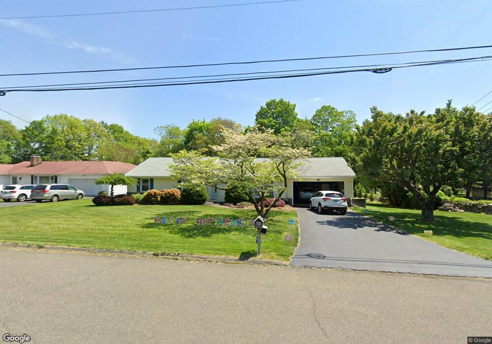 4 Channing Rd, Trumbull, CT 06611 - photo 1