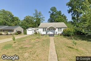 1407 Adams St, Beardstown, IL 62618