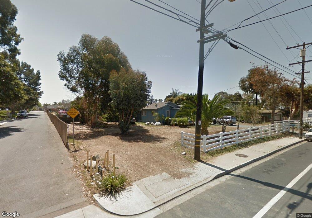 1211 Chestnut Ave, Carlsbad, CA 92008 - photo 1