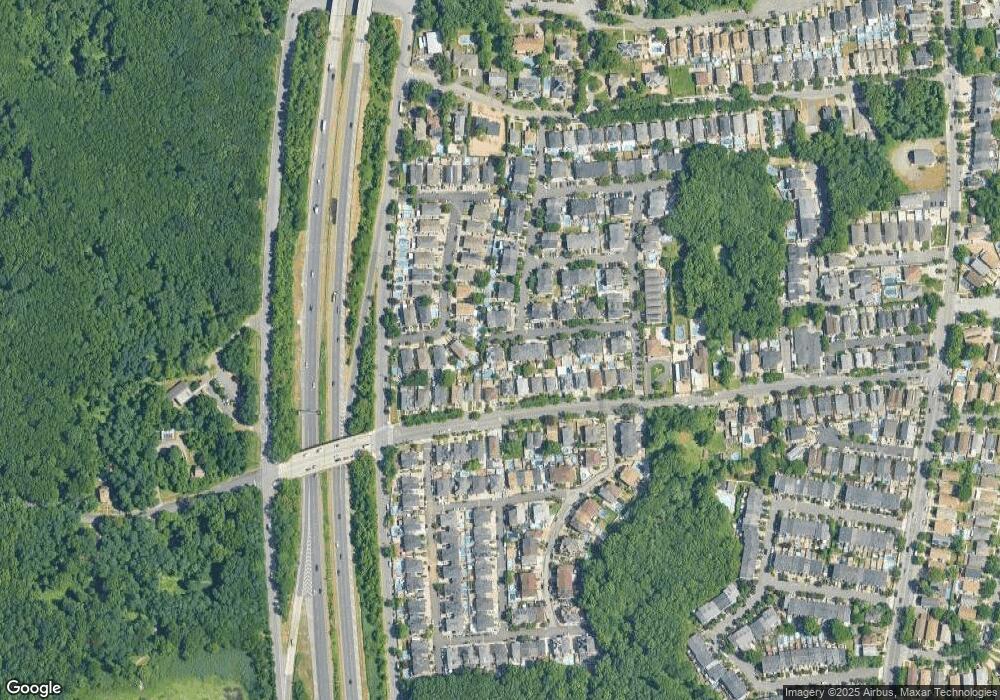 40 Hemlock Ln, Staten Island, NY 10309 - photo 1