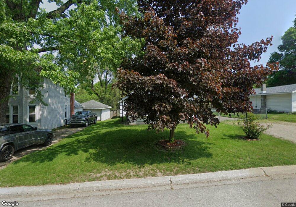 527 E Spring St, Lagrange, IN 46761 - photo 1