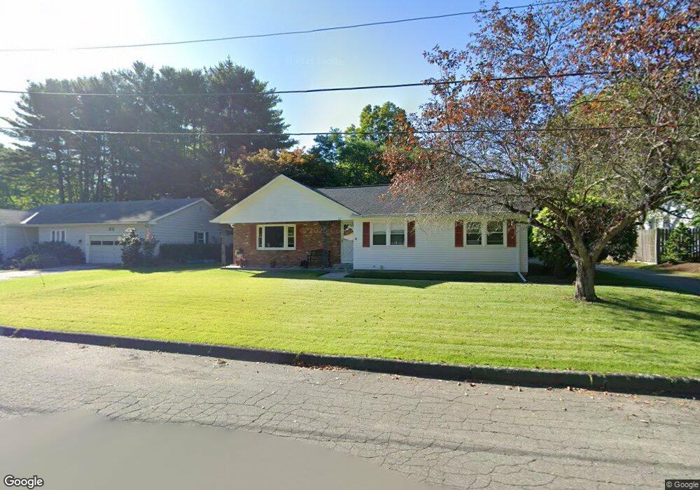 27 Pilgrim Dr, Northampton, MA 01060 - photo 1