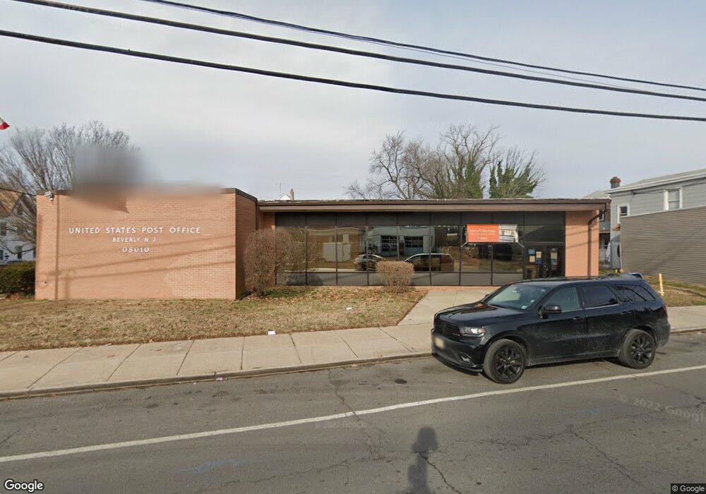 417 Warren St, Beverly, NJ 08010 - photo 1