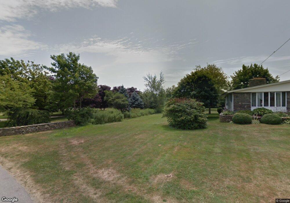 179 Fayal Ln, Middletown, RI 02842 - photo 1