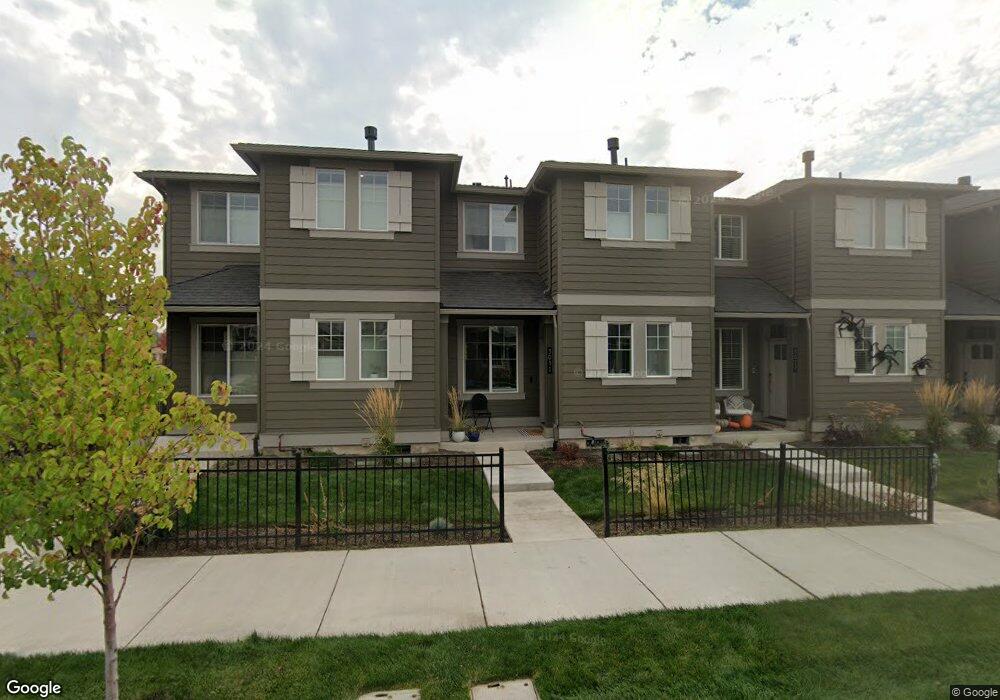 3031 NE Red Jasper Place, Bend, OR 97701 - photo 1