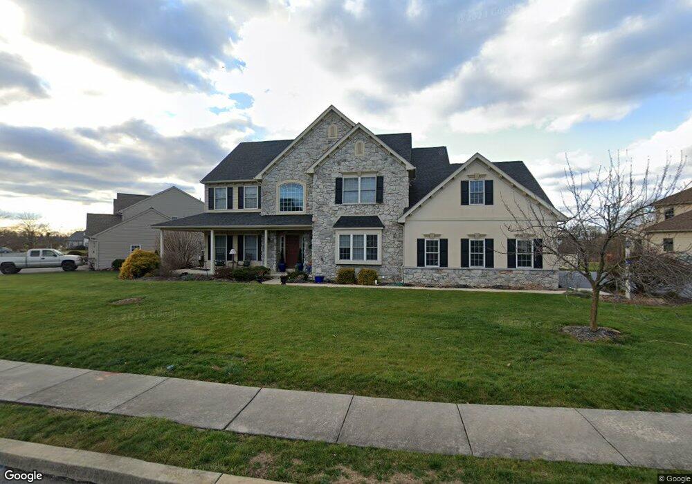 35 Jewel Dr, Mount Joy, PA 17552 - photo 1