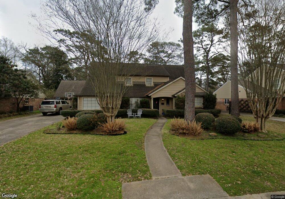 806 W Forest Dr, Houston, TX 77079 - photo 1