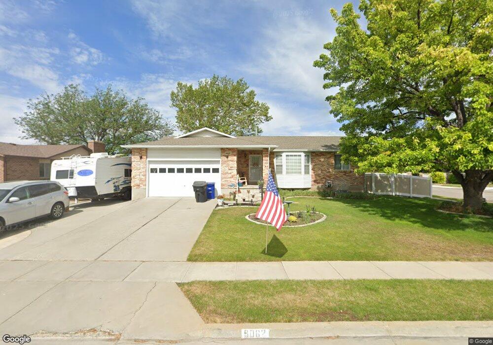 9062 S Ridgewood Place, West Jordan, UT 84088 - photo 1
