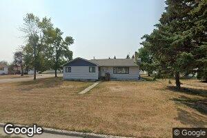 952 1st St N, Casselton, ND 58012