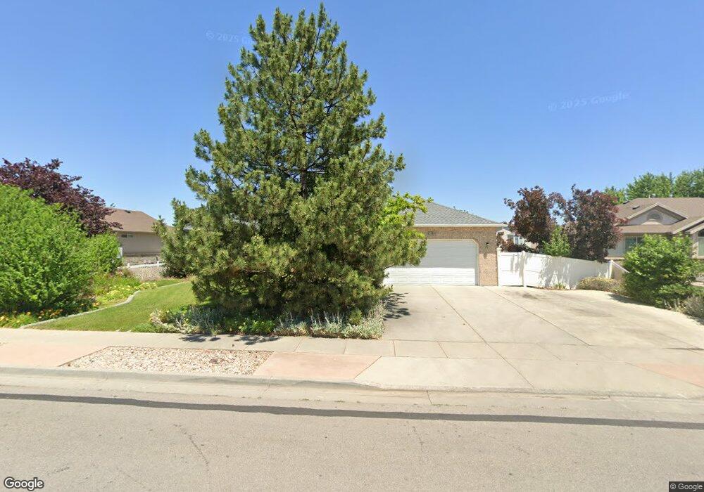 4574 W Sunny Meadow Dr unit B (9430 S), South Jordan, UT 84009 - photo 1