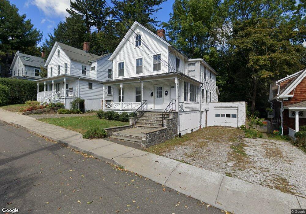 19 Lincoln St unit 2ND, Westport, CT 06880 - photo 1