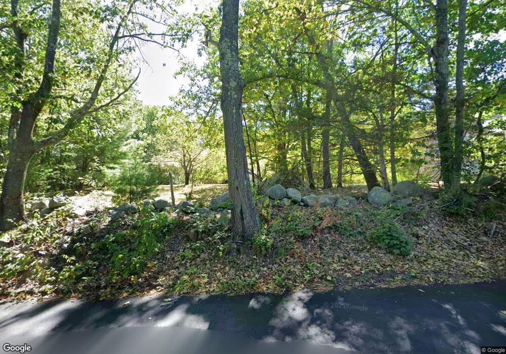 542 Mulpus Rd, Lunenburg, MA 01462 - photo 1