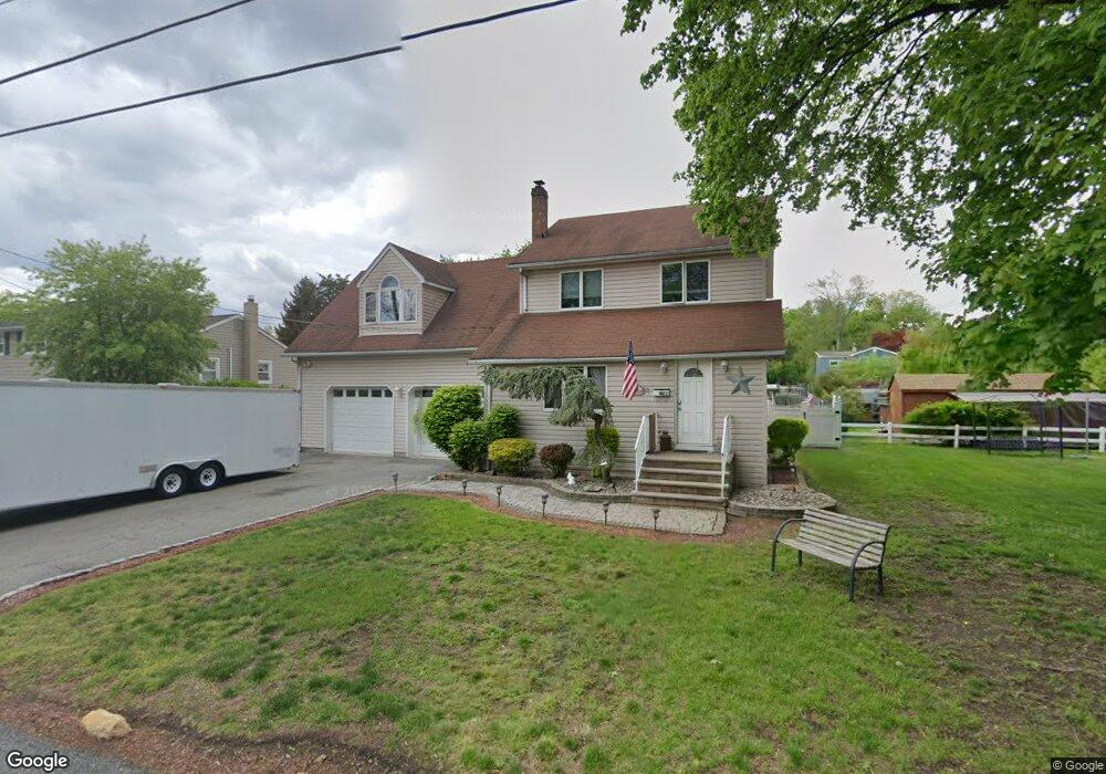 11 1st St, Pequannock, NJ 07440 - photo 1