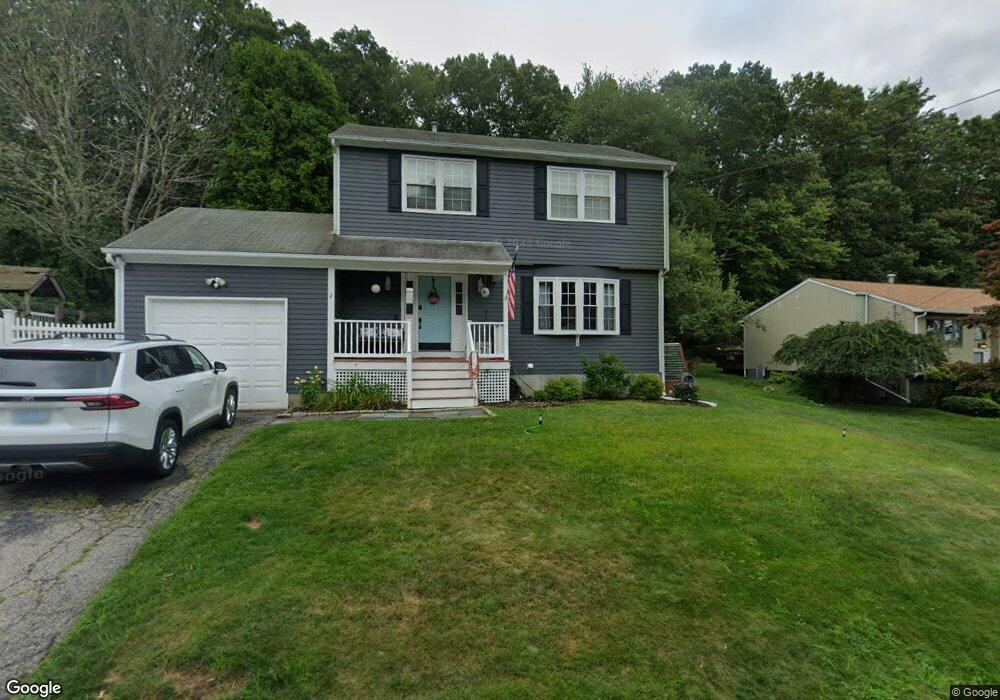 2 Fox Run Dr, West Warwick, RI 02893 - photo 1