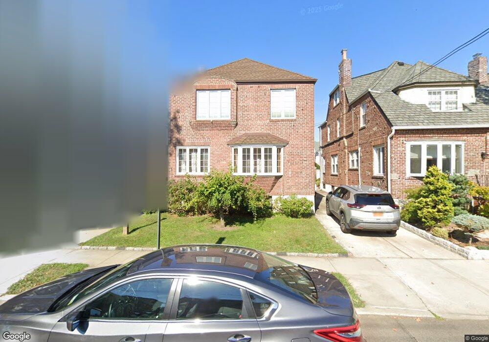 2946 166th St, Flushing, NY 11358 - photo 1