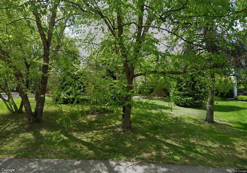 3839 Burning Tree Dr, Bloomfield Hills, MI 48302 - photo 1