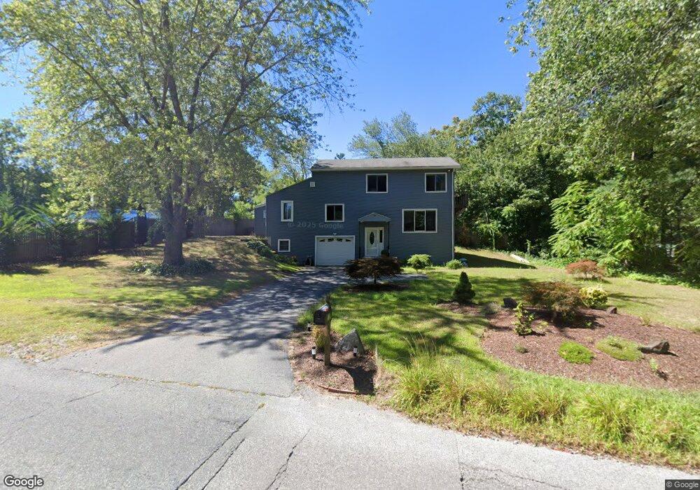 10 Log Rd, Smithfield, RI 02917 - photo 1