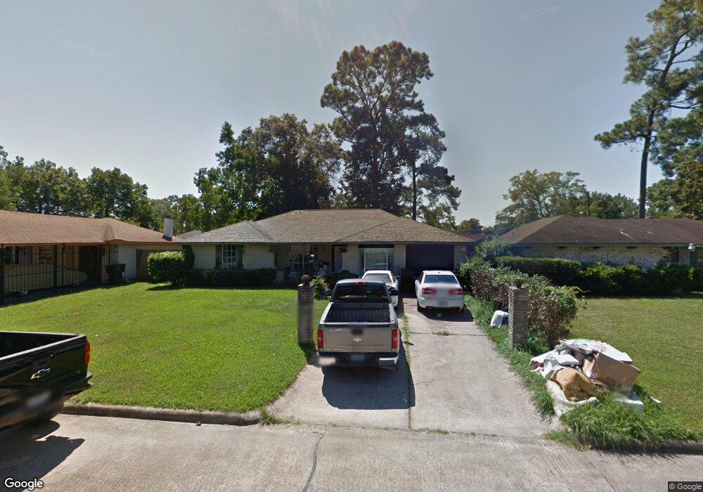 7710 Lakewood Dr, Houston, TX 77016 - photo 1