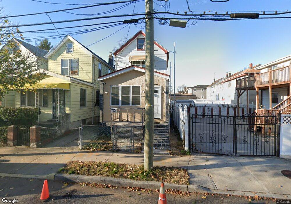 15091 116th Dr, Jamaica, NY 11434 - photo 1