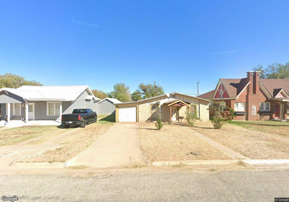 1609 Runnels St, Big Spring, TX 79720 - photo 1