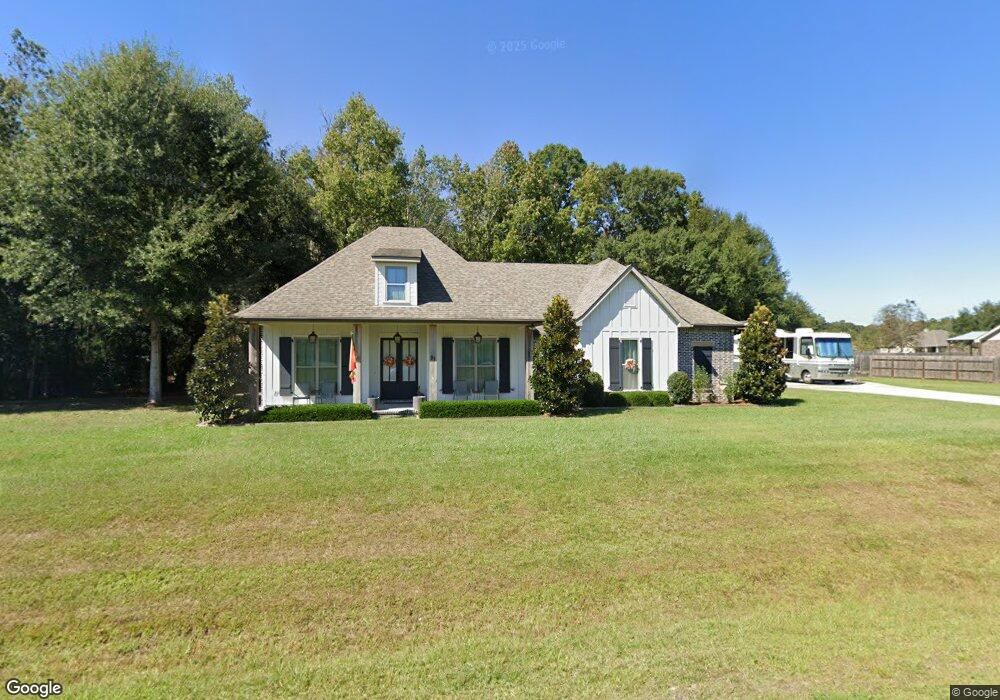 91 Apache Dr, Picayune, MS 39466 - photo 1
