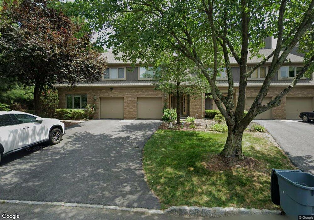 313 Vista View Dr, Mahwah, NJ 07430 - photo 1